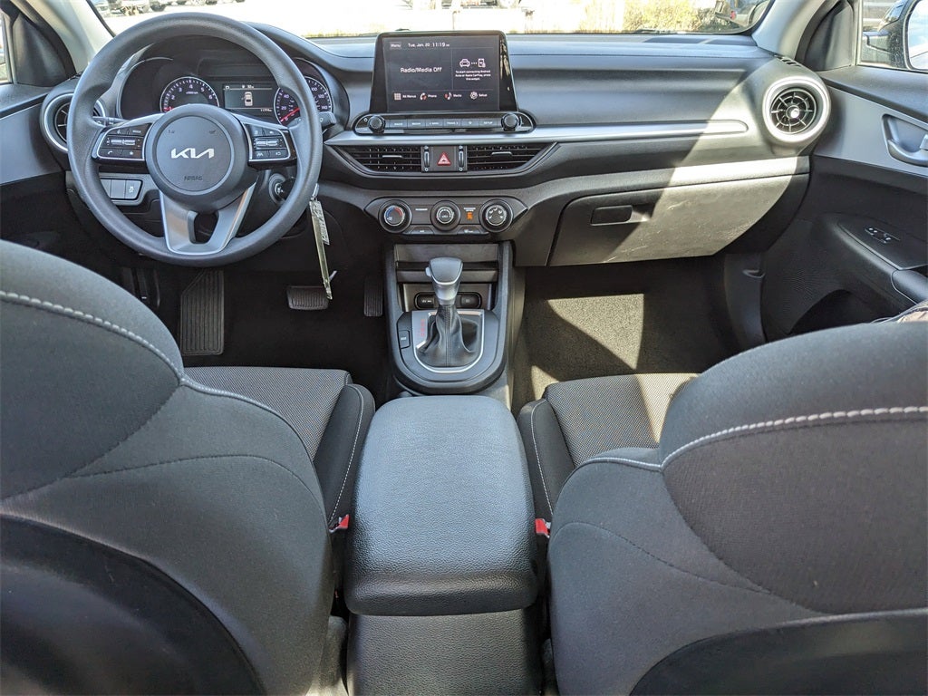 2024 Kia Forte LX