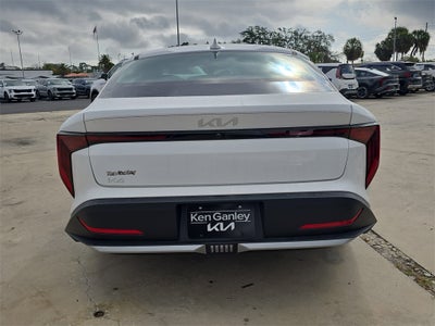2025 Kia K4 LX
