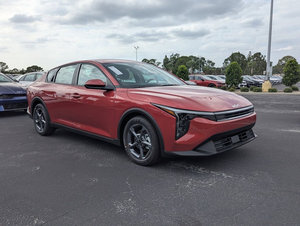 2026 Kia K4 LXS