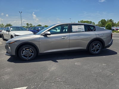 2026 Kia K4 LXS