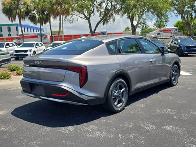 2026 Kia K4 LXS