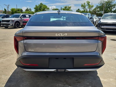 2026 Kia K4 LXS