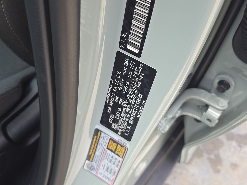 2026 Kia K4 LXS