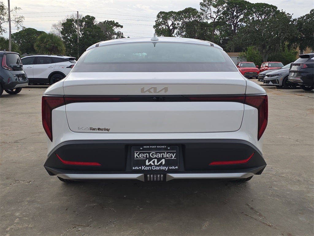 2025 Kia K4 LXS