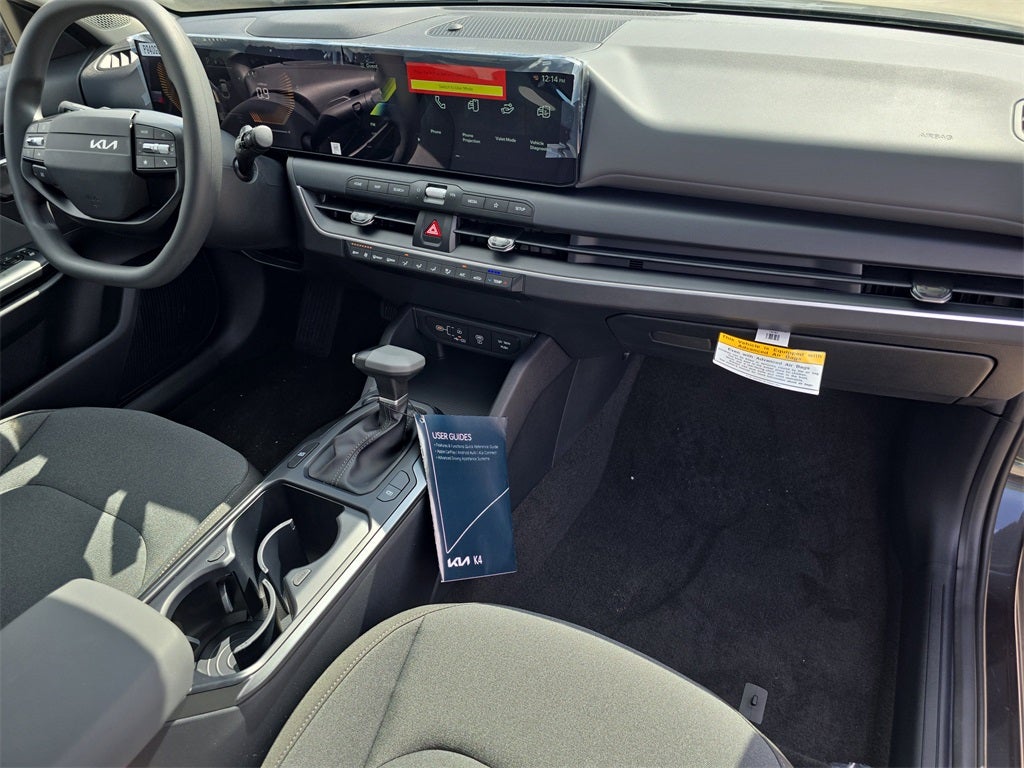 2026 Kia K4 LXS