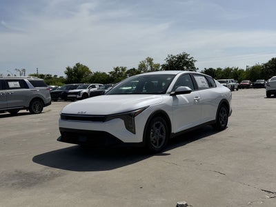 2026 Kia K4 LXS