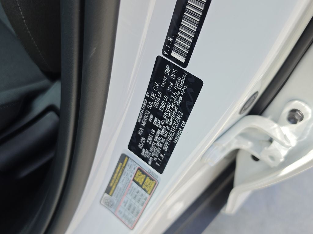 2026 Kia K4 LXS