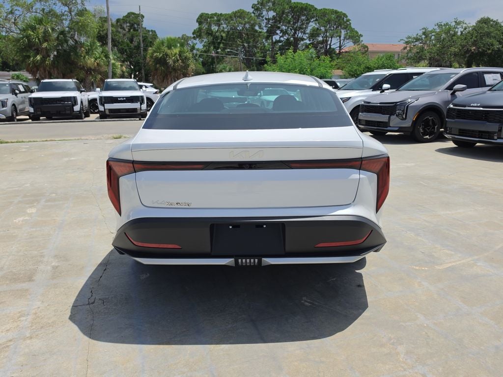 2026 Kia K4 LXS