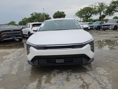 2026 Kia K4 LXS
