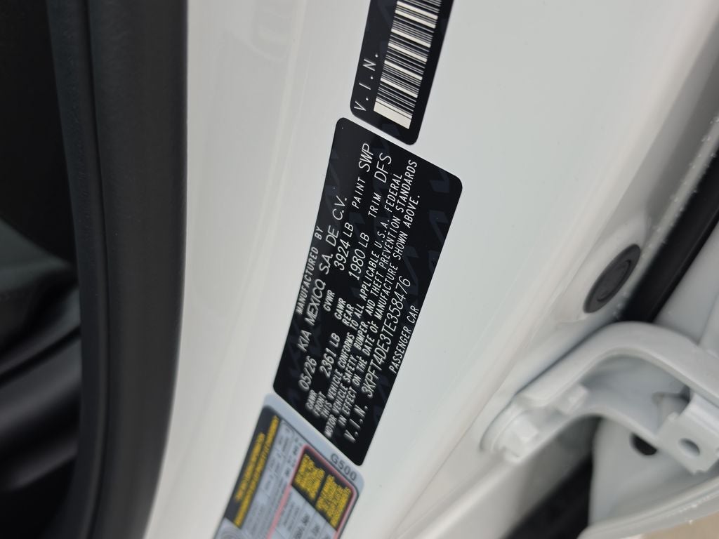 2026 Kia K4 LXS