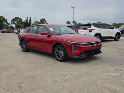 2026 Kia K4 LXS