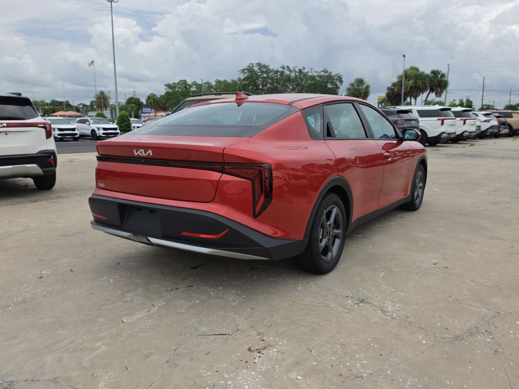 2026 Kia K4 LXS