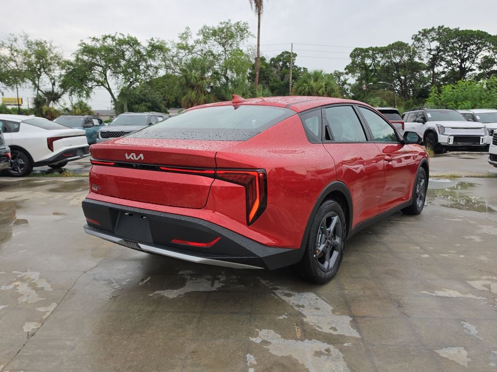 2026 Kia K4 LXS