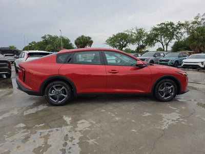 2026 Kia K4 LXS