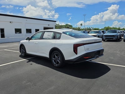 2026 Kia K4 LXS
