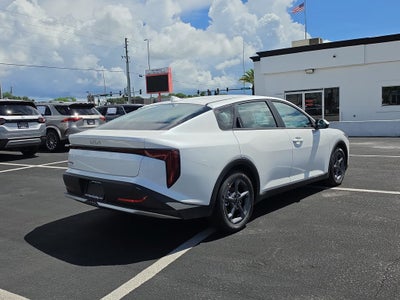 2026 Kia K4 LXS
