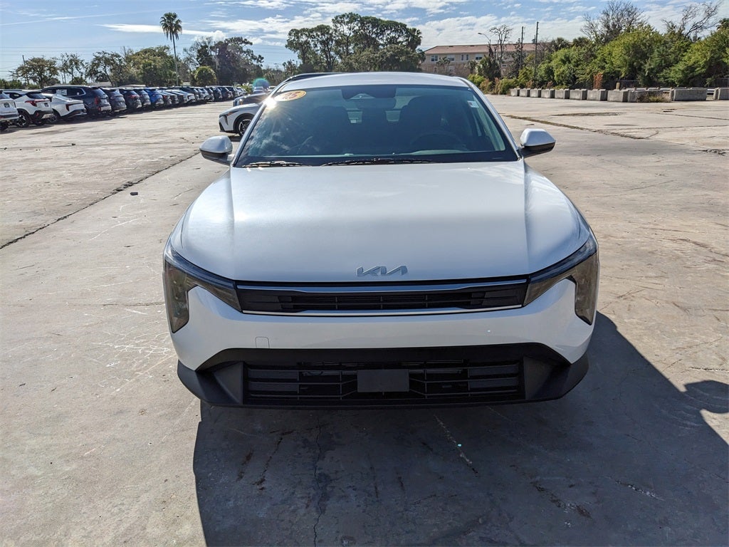 2025 Kia K4 LX