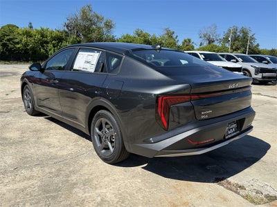 2025 Kia K4 LXS