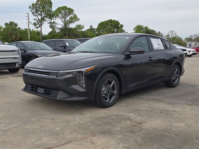 2025 Kia K4 LXS