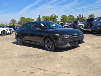 2025 Kia K4 LXS