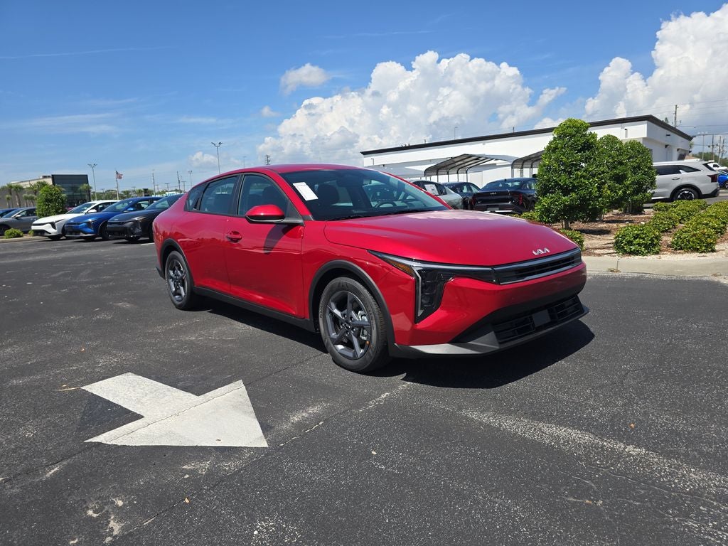 2026 Kia K4 LXS
