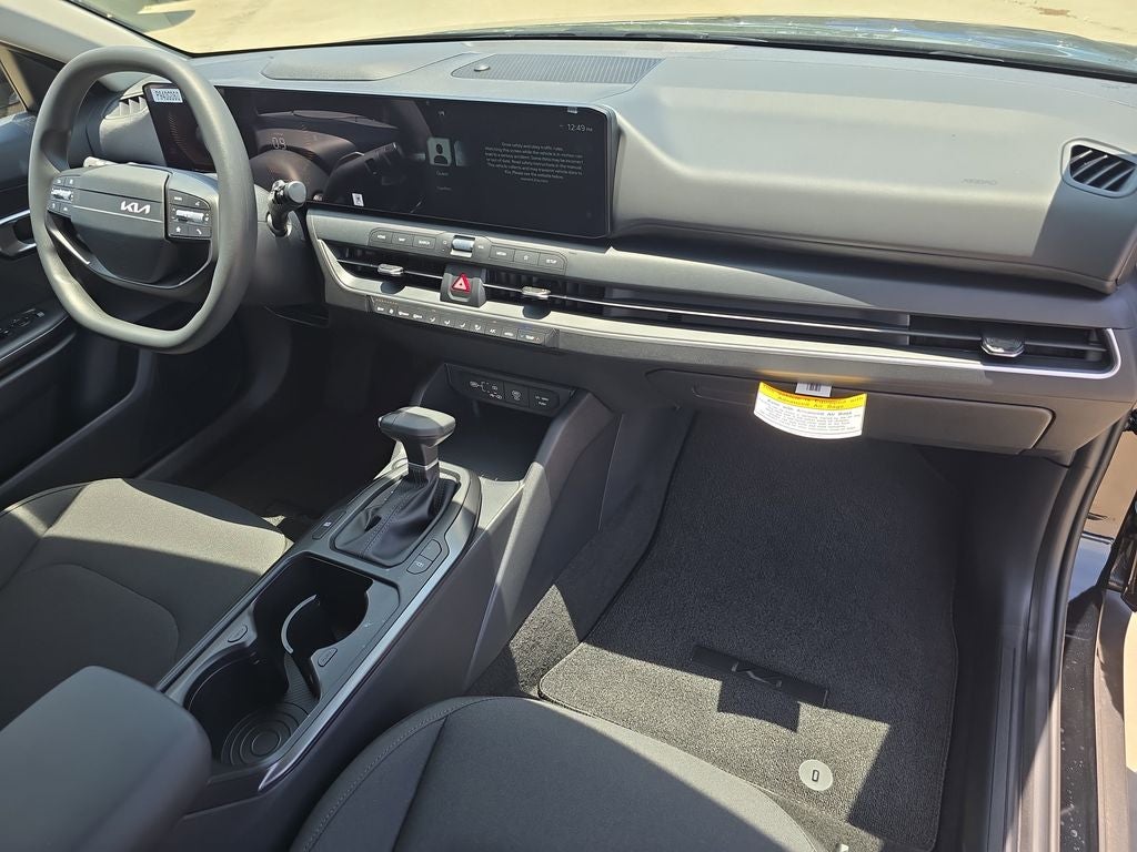 2026 Kia K4 LX