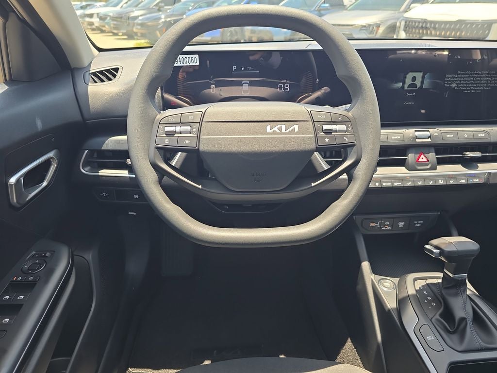 2026 Kia K4 LX