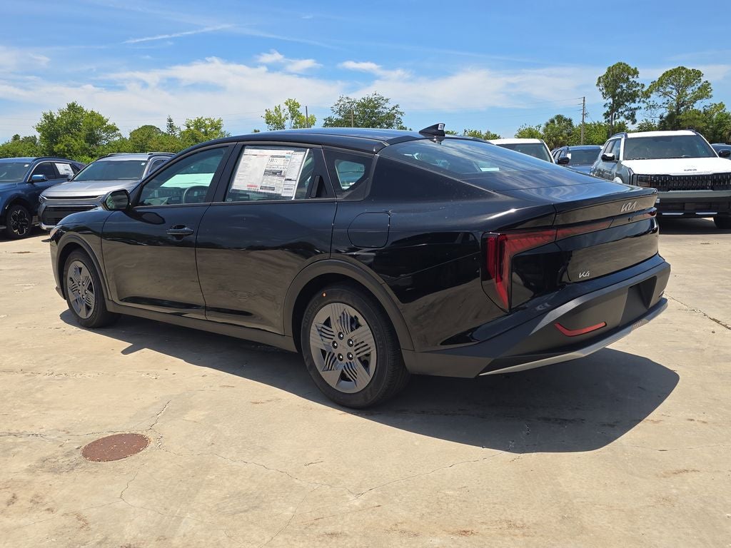 2026 Kia K4 LX