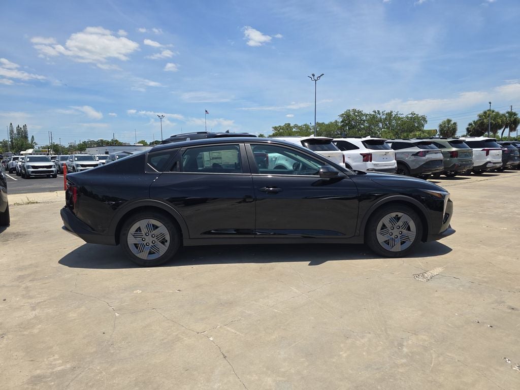 2026 Kia K4 LX