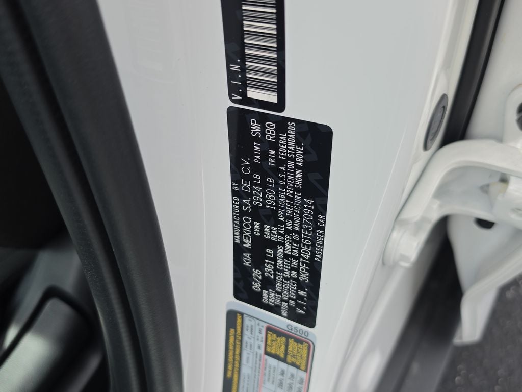 2026 Kia K4 LXS