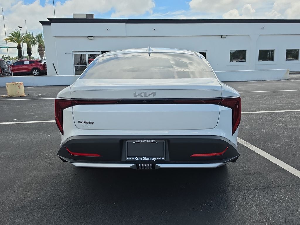 2026 Kia K4 LXS