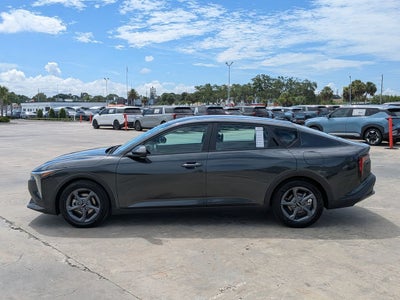 2025 Kia K4 LXS