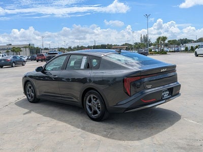 2025 Kia K4 LXS