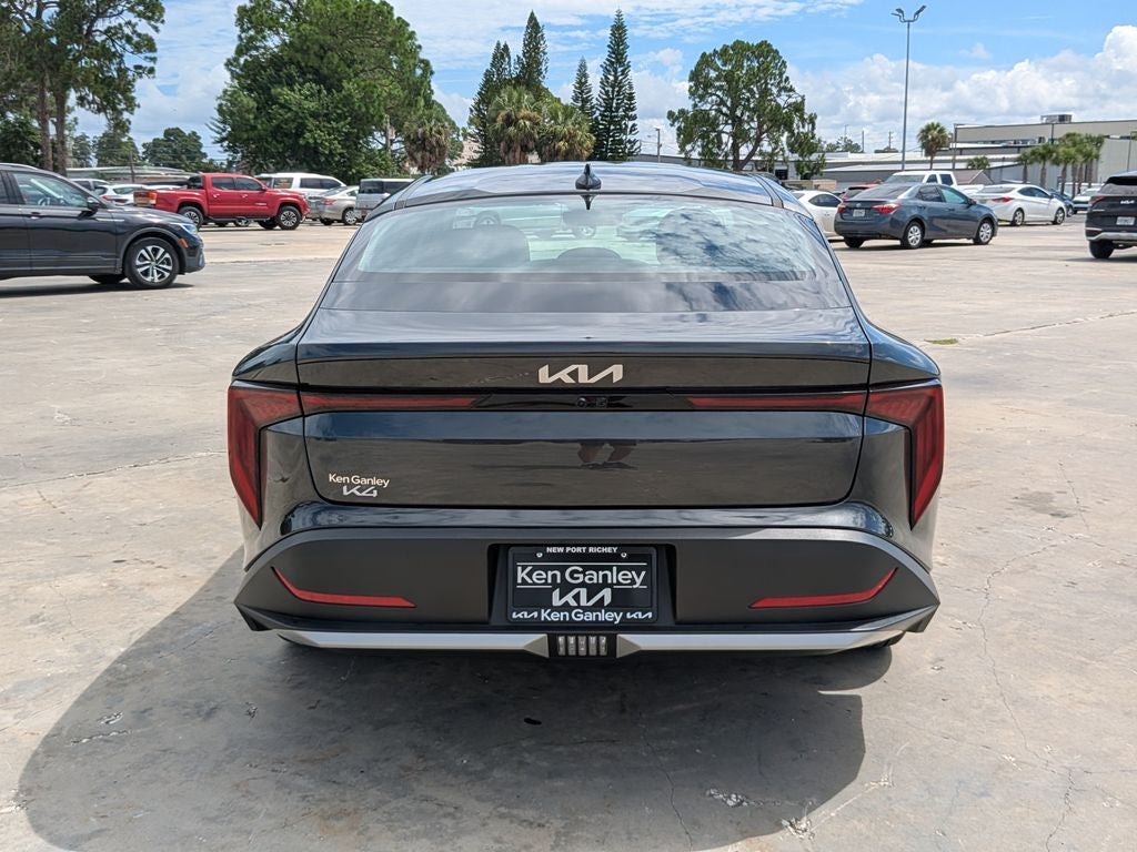 2025 Kia K4 LXS