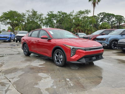 2026 Kia K4 LXS