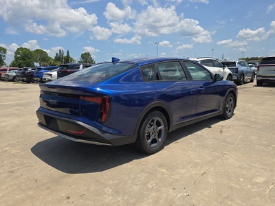 2026 Kia K4 LXS