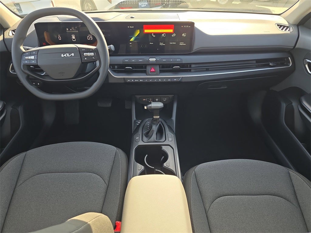 2025 Kia K4 LX