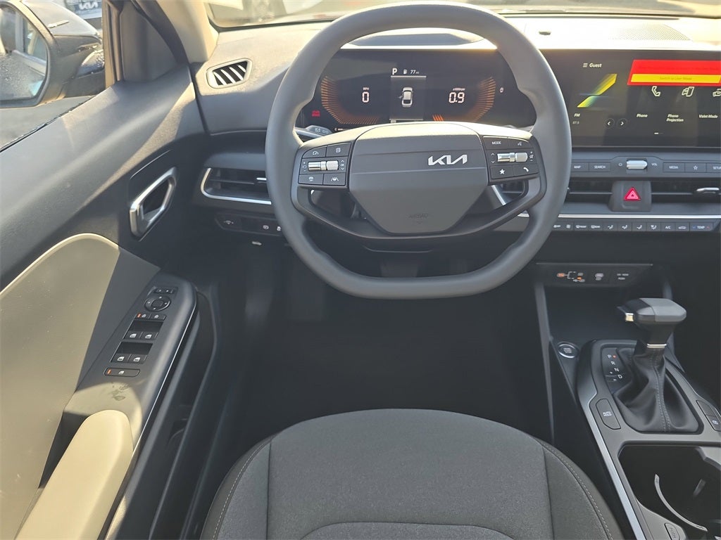 2025 Kia K4 LX