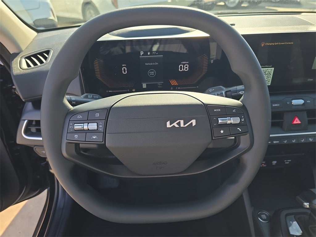 2025 Kia K4 LX