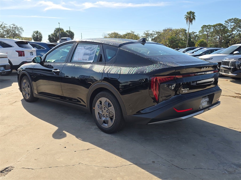 2025 Kia K4 LX