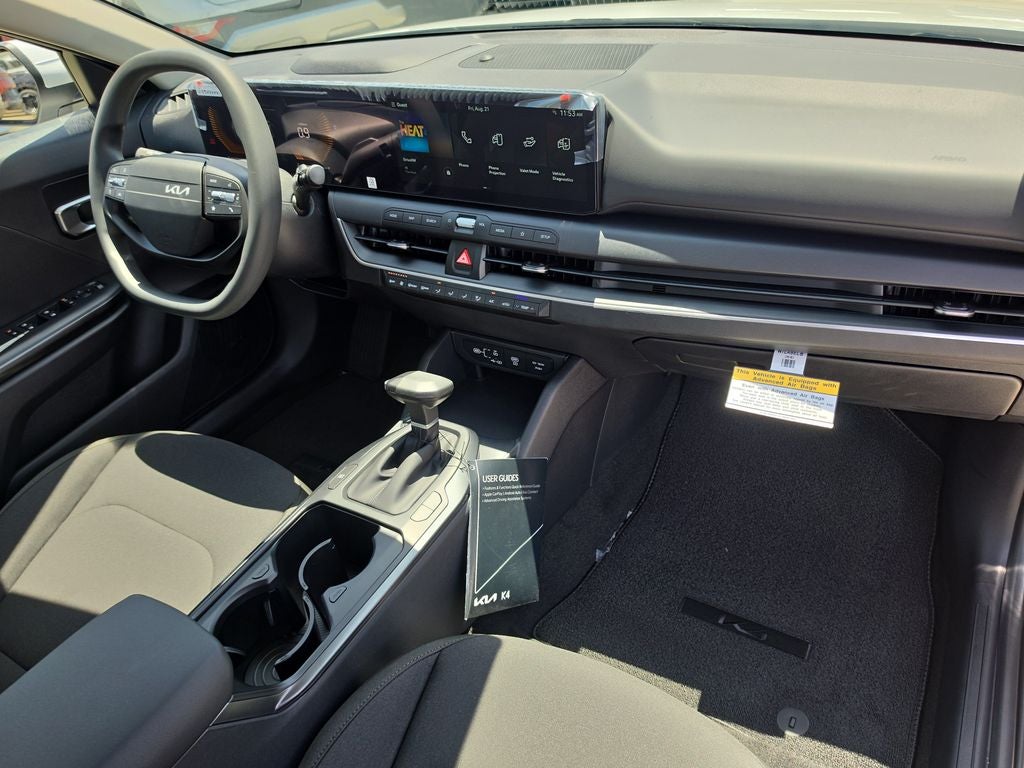 2026 Kia K4 LX