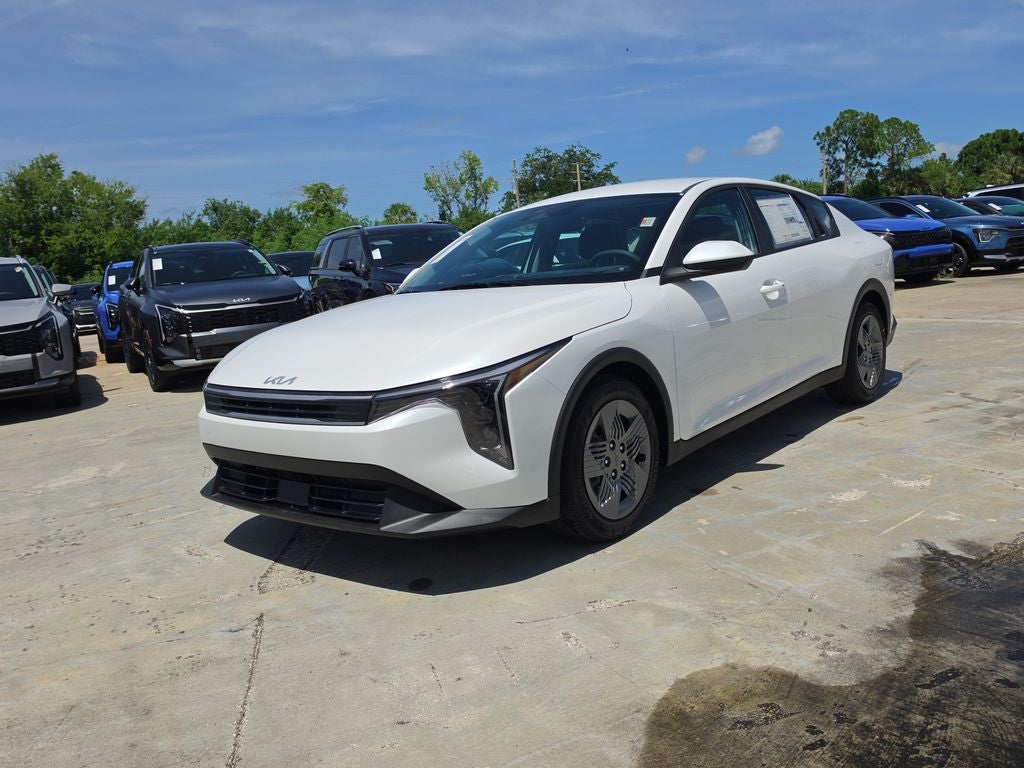 2026 Kia K4 LX