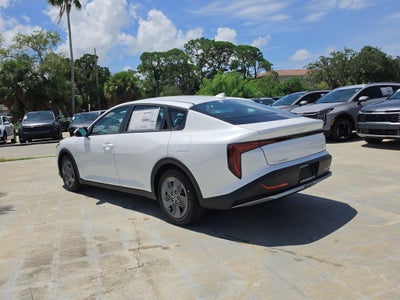 2026 Kia K4 LX