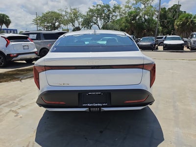 2026 Kia K4 LX
