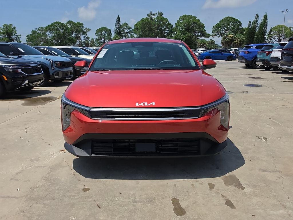 2026 Kia K4 LXS