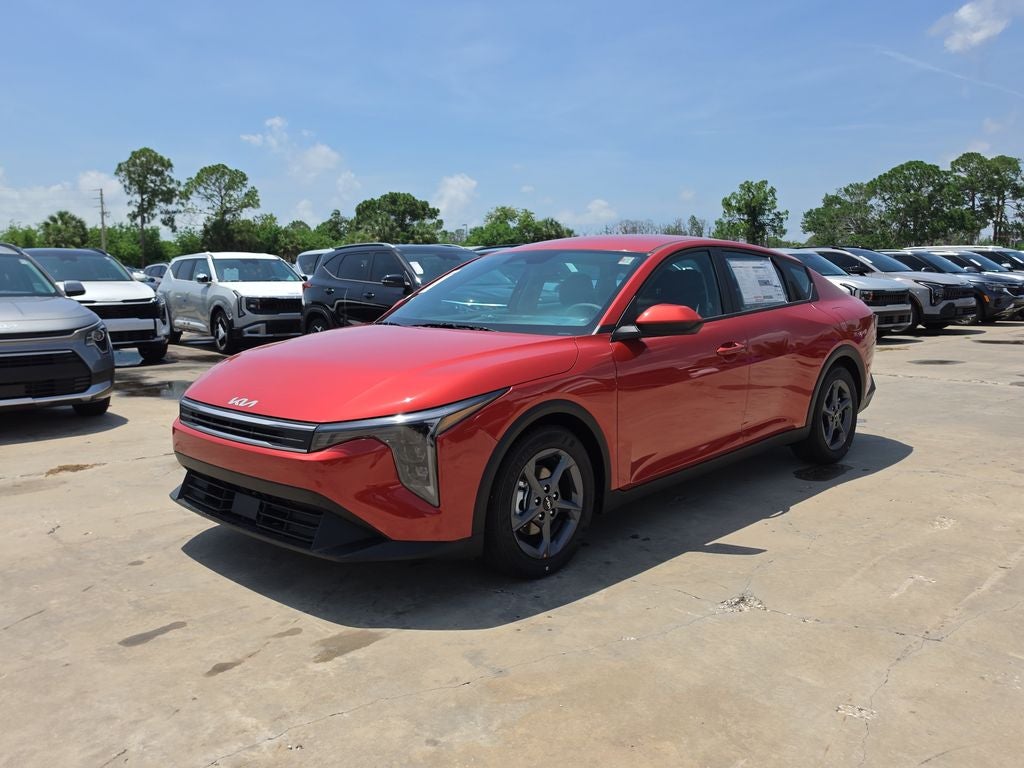 2026 Kia K4 LXS