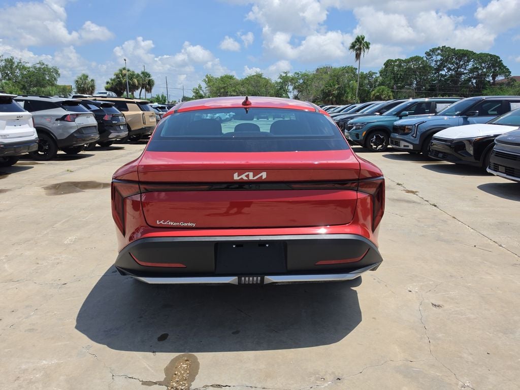 2026 Kia K4 LXS