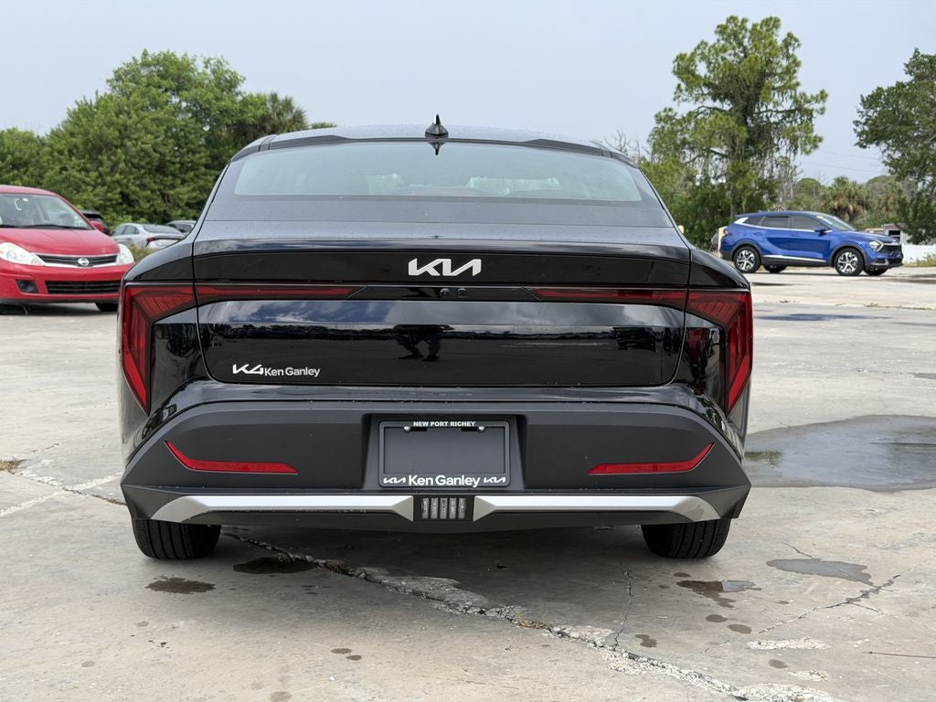 2026 Kia K4 LX