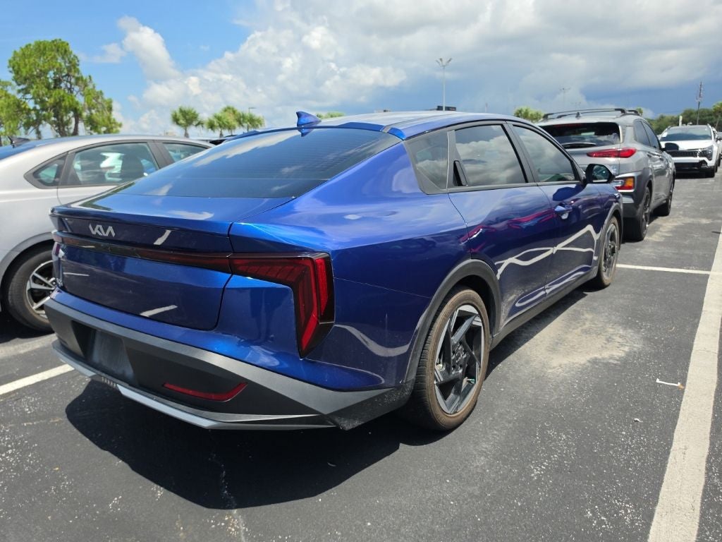 2025 Kia K4 EX