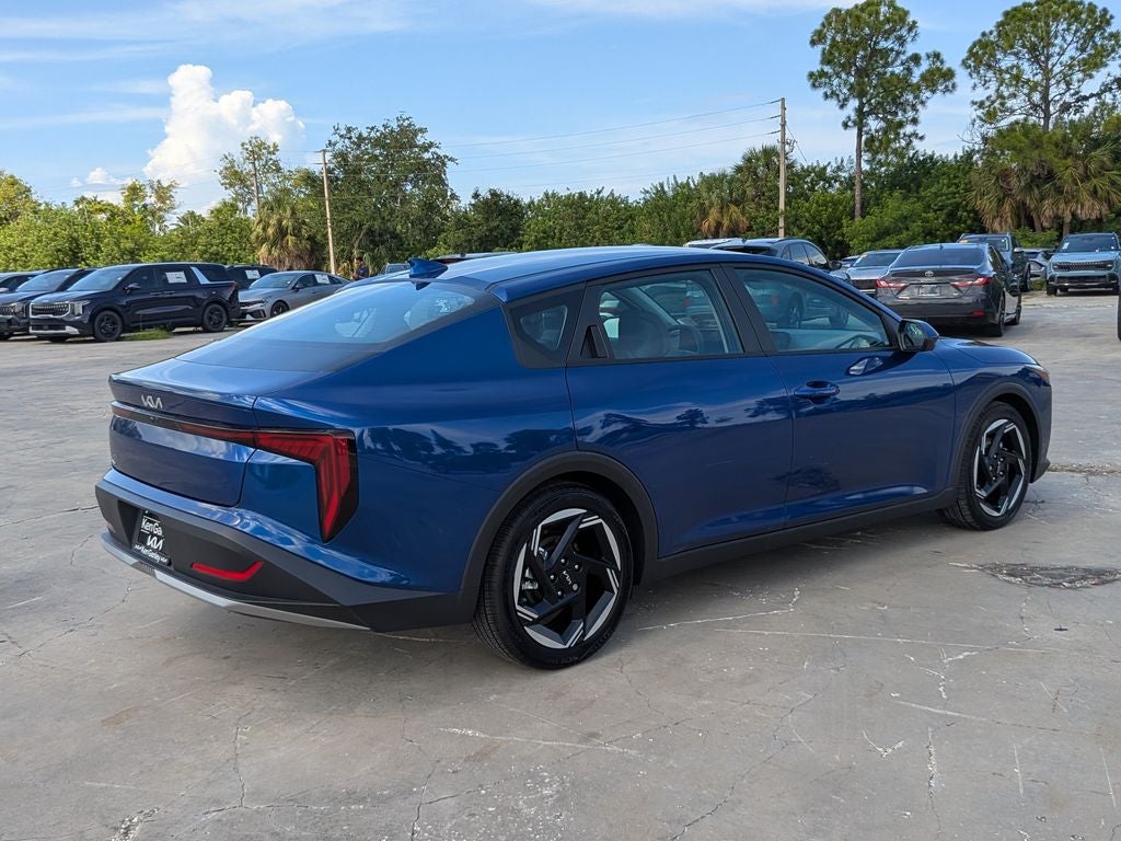2025 Kia K4 EX